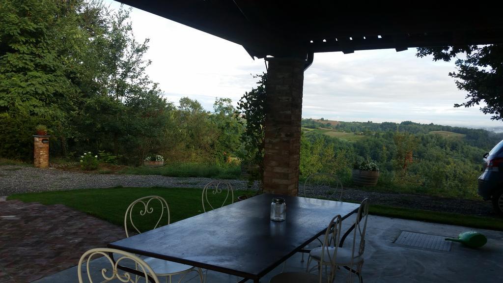 Cascina Rollone Villa Rocchetta Tanaro Ngoại thất bức ảnh
